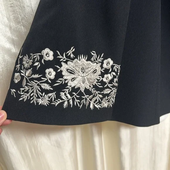 Kasper Black blazer embroidered - Picture 4 of 8